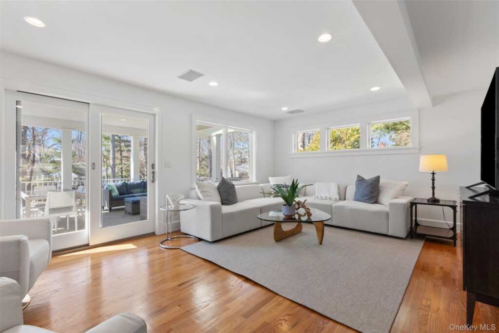 4 Trails End, Rye, NY 10580 - Photo 12 of 43