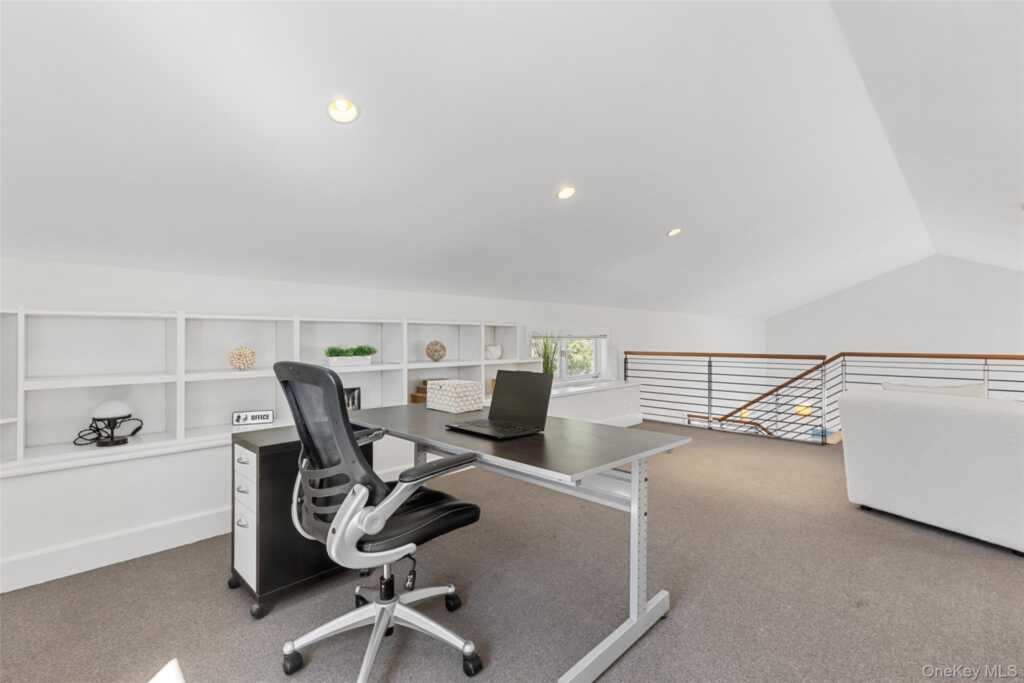 4 Trails End, Rye, NY 10580 - Photo 25 of 43