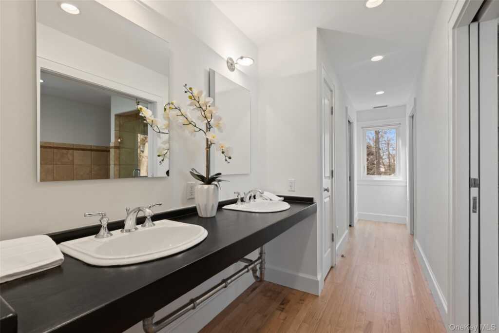 4 Trails End, Rye, NY 10580 - Photo 27 of 43