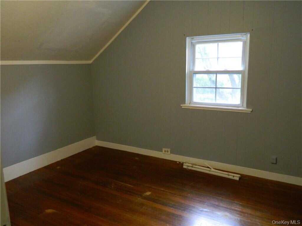 34 Kings Highway, New City, NY 10956 - Photo 18 of 30