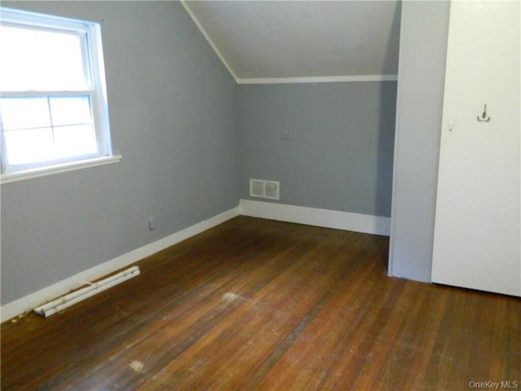 34 Kings Highway, New City, NY 10956 - Photo 19 of 30