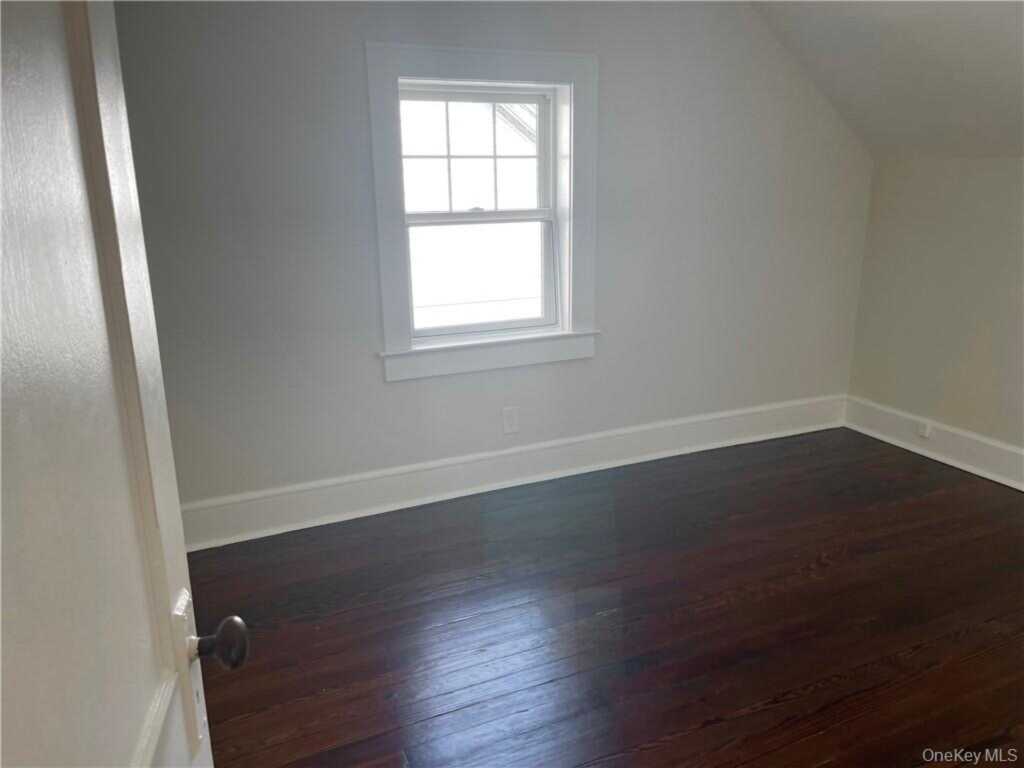 227-229 S Ridge Street, Rye, NY 10573 - Photo 14 of 22