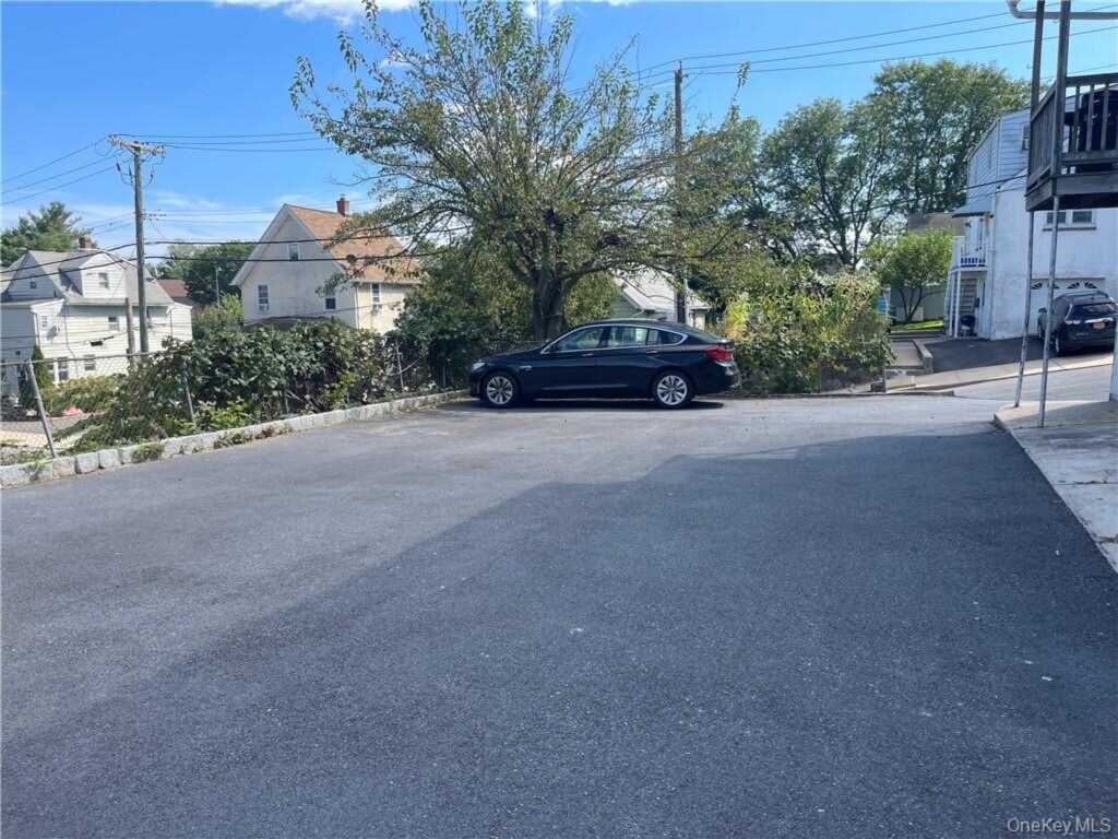 227-229 S Ridge Street, Rye, NY 10573 - Photo 20 of 22