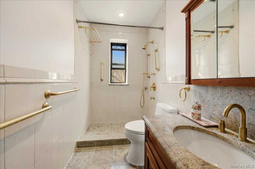 300 Main Street, Unit #6F, White Plains, NY 10601 - Photo 13 of 17