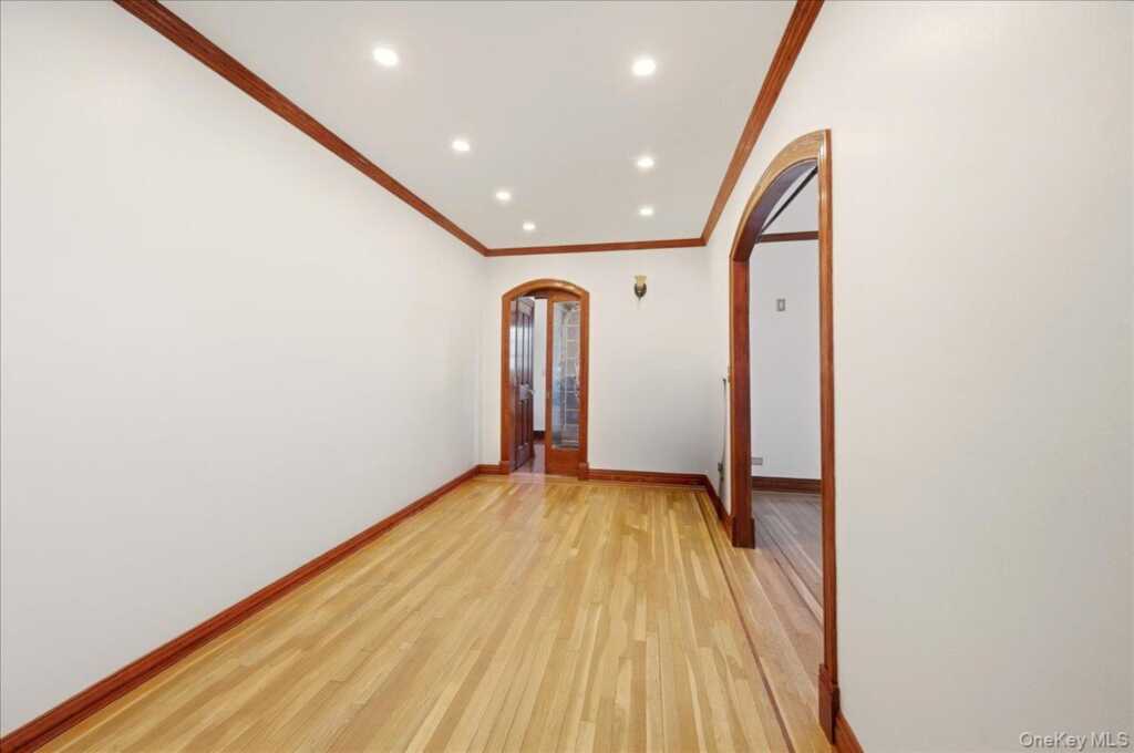 300 Main Street, Unit #6F, White Plains, NY 10601 - Photo 4 of 17