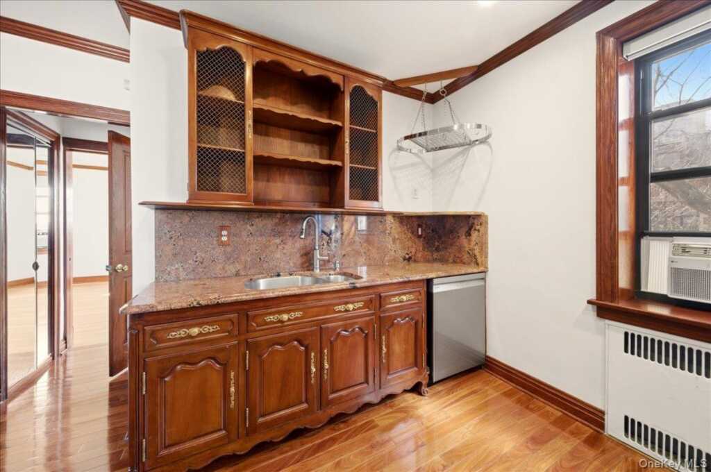 300 Main Street, Unit #6F, White Plains, NY 10601 - Photo 7 of 17