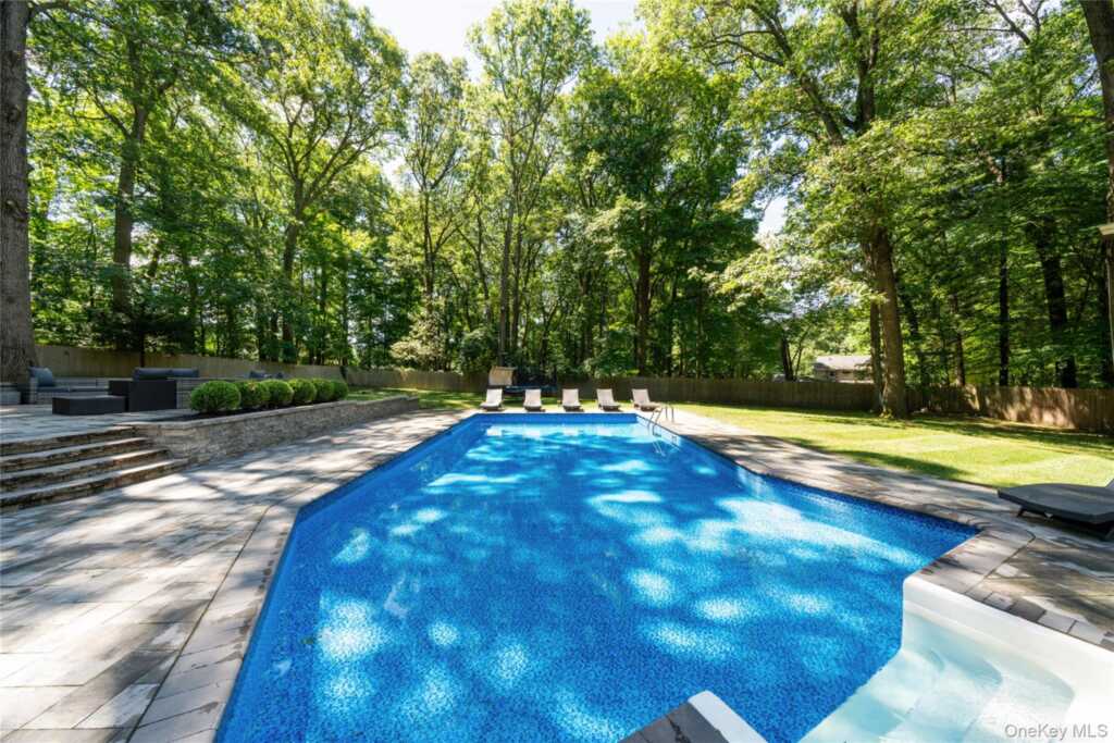 9 E Stemmer Lane, Suffern, NY 10901 - Photo 25 of 37