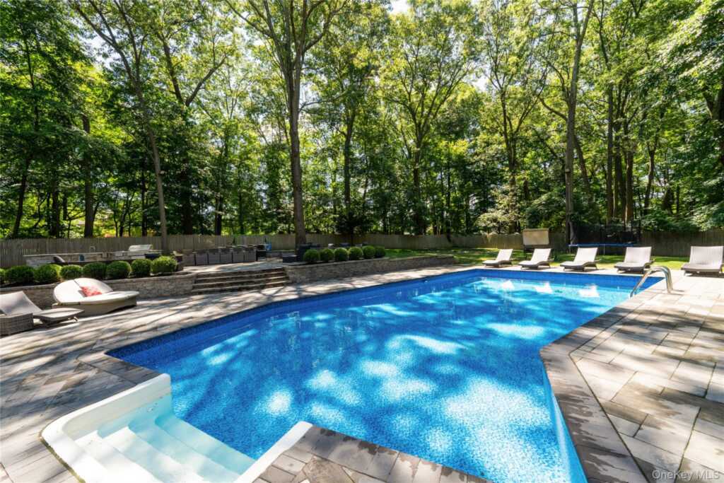 9 E Stemmer Lane, Suffern, NY 10901 - Photo 26 of 37