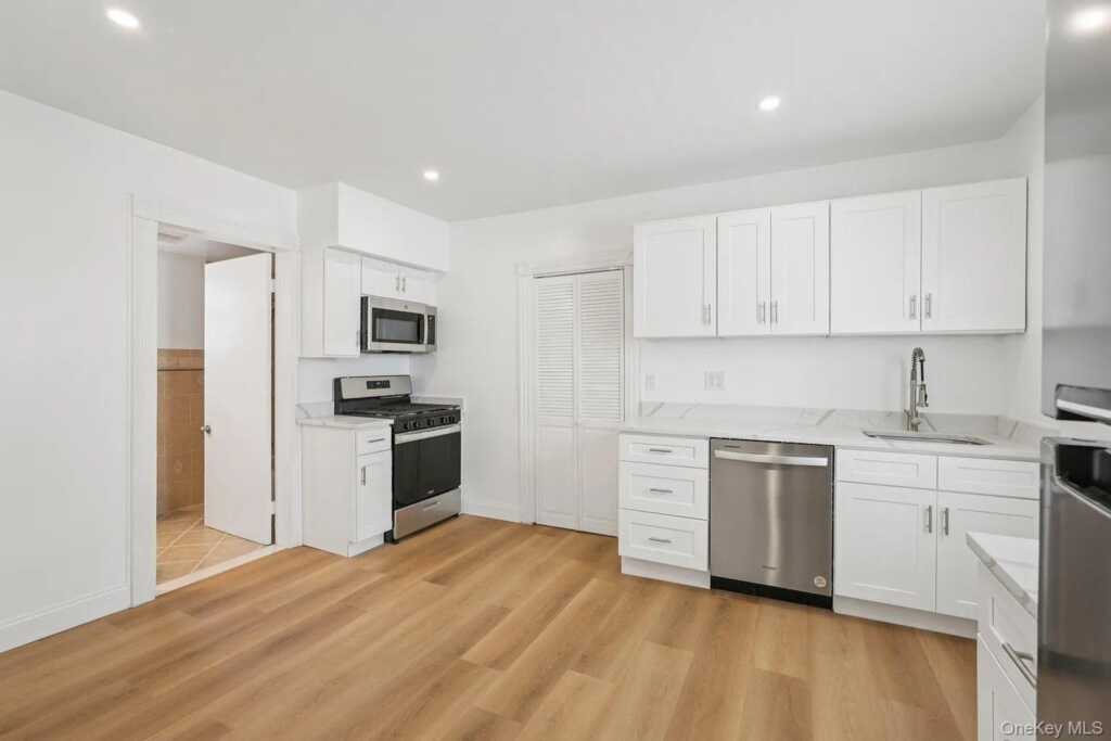 332 Locust Avenue, Unit #1, Rye, NY 10573 - Photo 2 of 14