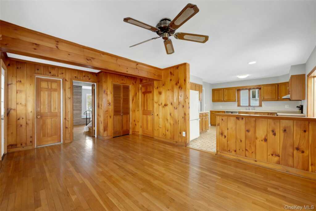 812 Halstead Avenue, Rye, NY 10543 - Photo 13 of 36