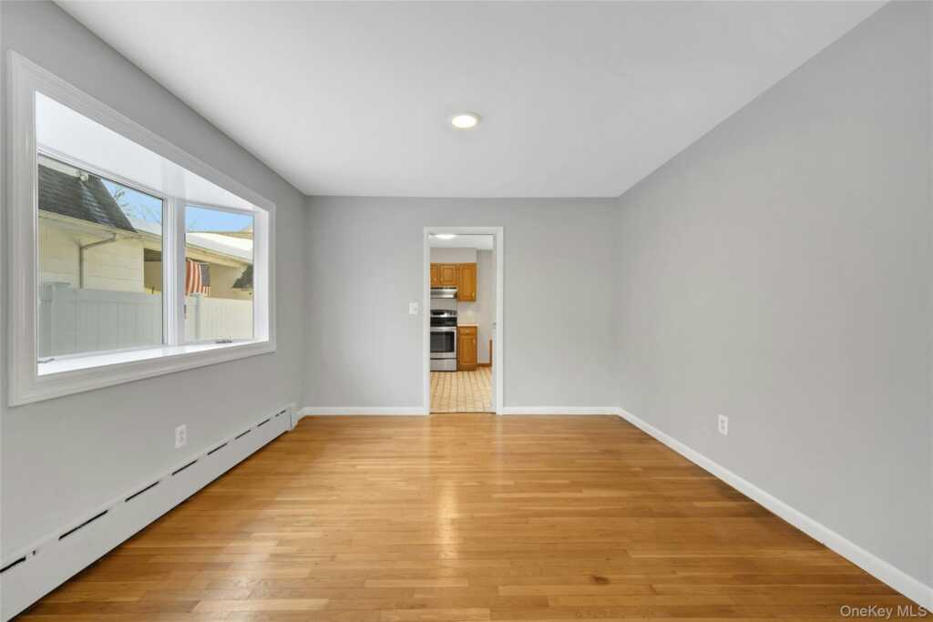 812 Halstead Avenue, Rye, NY 10543 - Photo 6 of 36