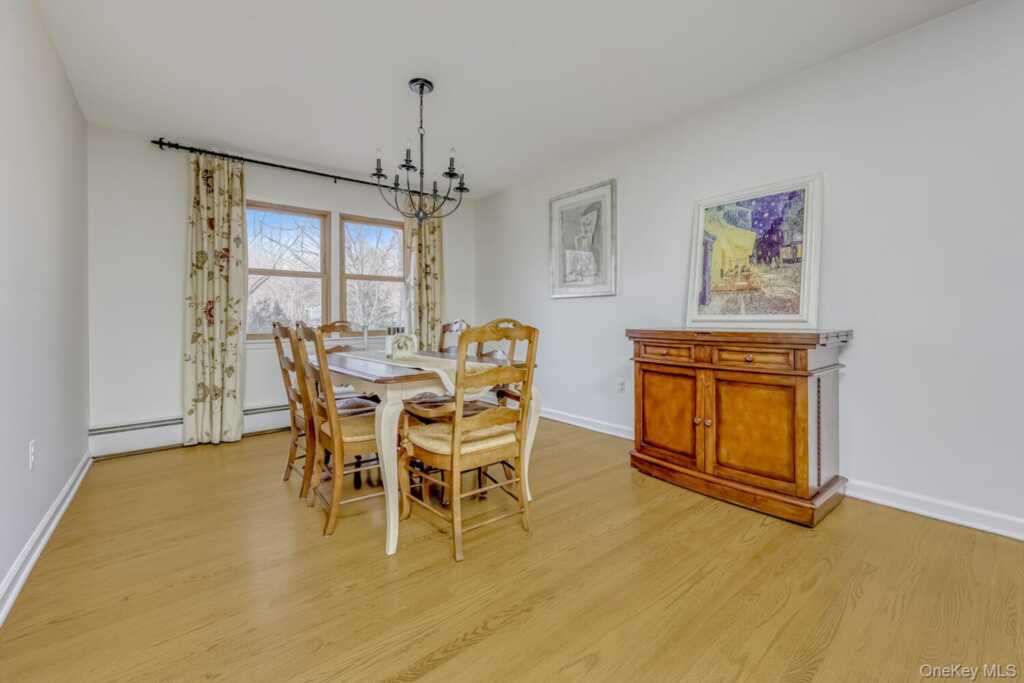 7 E Mayer Drive, Suffern, NY 10901 - Photo 13 of 30