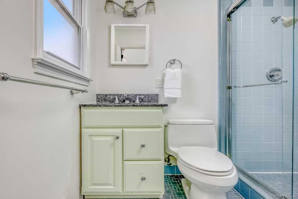 7 E Mayer Drive, Suffern, NY 10901 - Photo 20 of 30