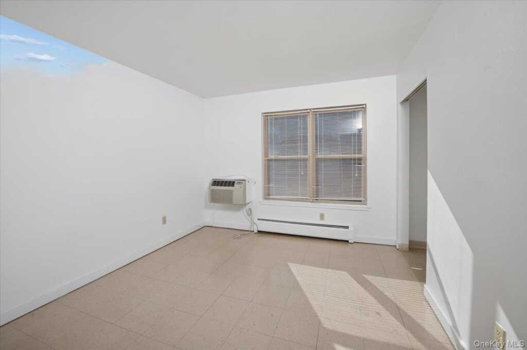 501 Maplewood Gardens, Nanuet, NY 10954 - Photo 14 of 19