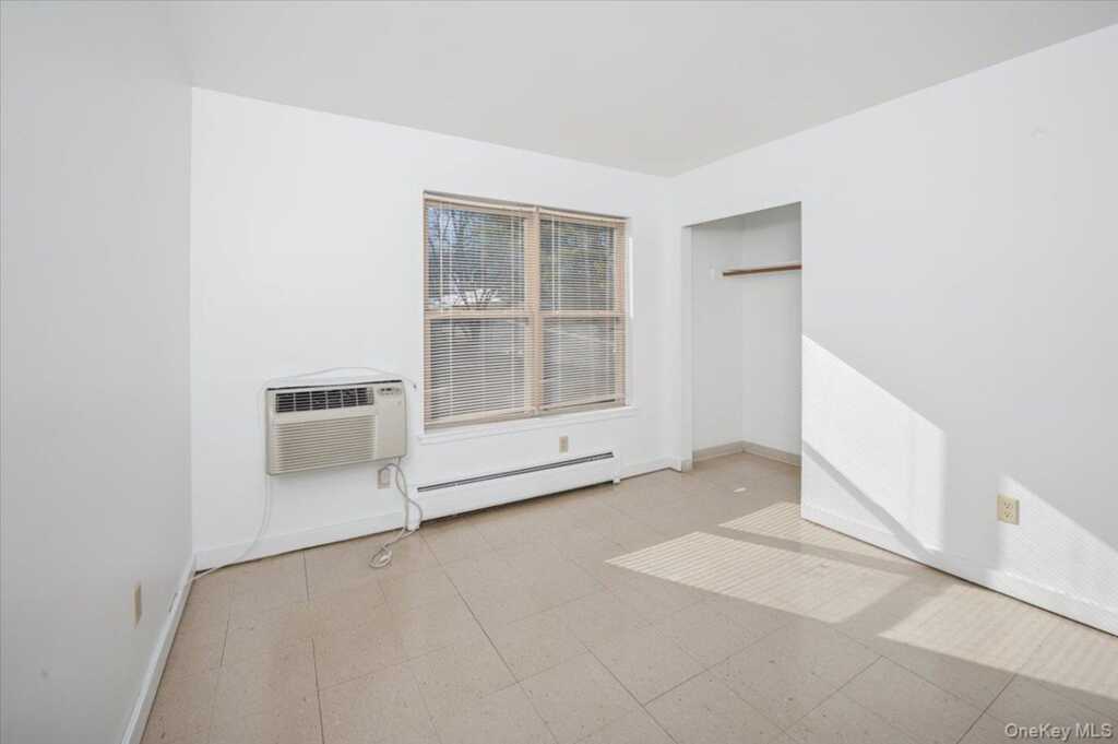 501 Maplewood Gardens, Nanuet, NY 10954 - Photo 15 of 19