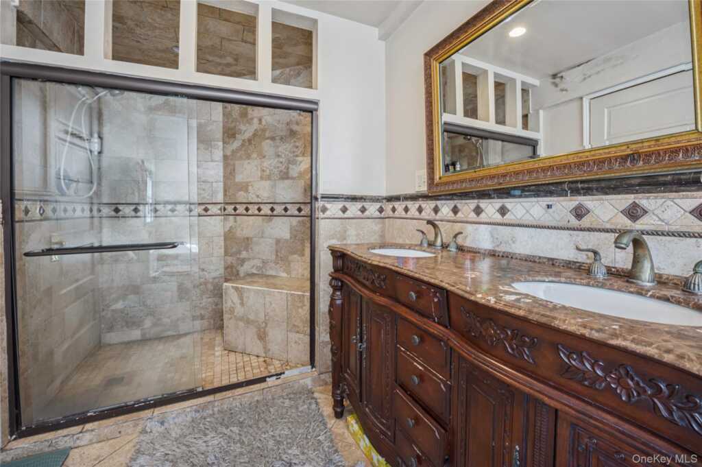 7 The Court, New Rochelle, NY 10801 - Photo 18 of 35