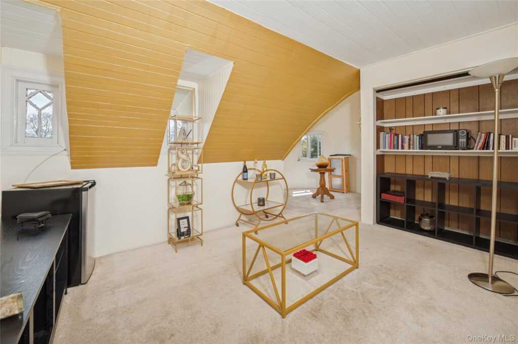 7 The Court, New Rochelle, NY 10801 - Photo 26 of 35