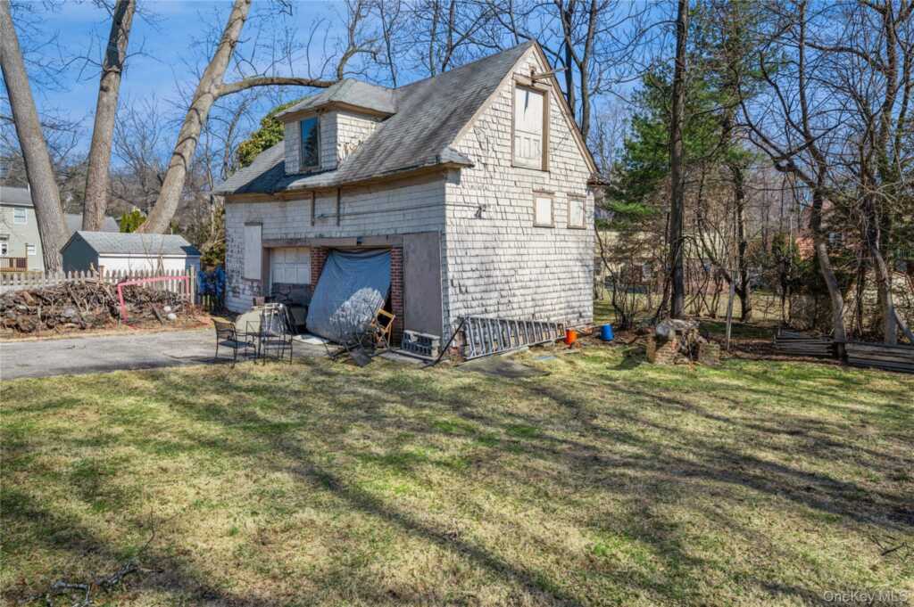 7 The Court, New Rochelle, NY 10801 - Photo 33 of 35