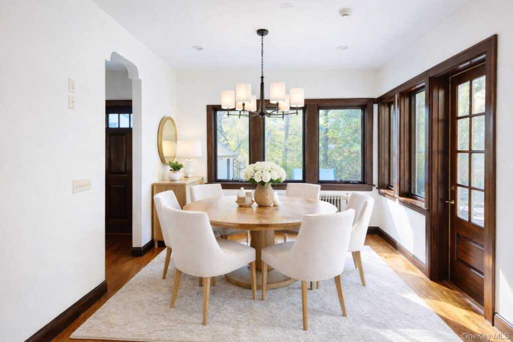 45 Wilmot Road, New Rochelle, NY 10804 - Photo 11 of 40