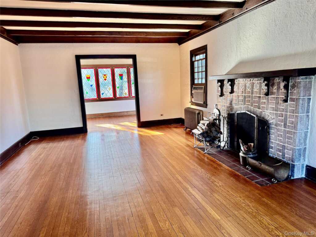 45 Wilmot Road, New Rochelle, NY 10804 - Photo 5 of 40