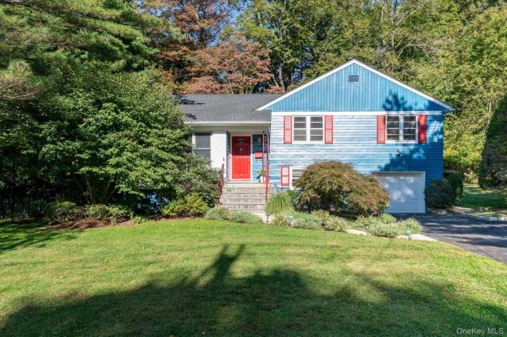 4 Pine Ridge Road, Rye, NY 10573