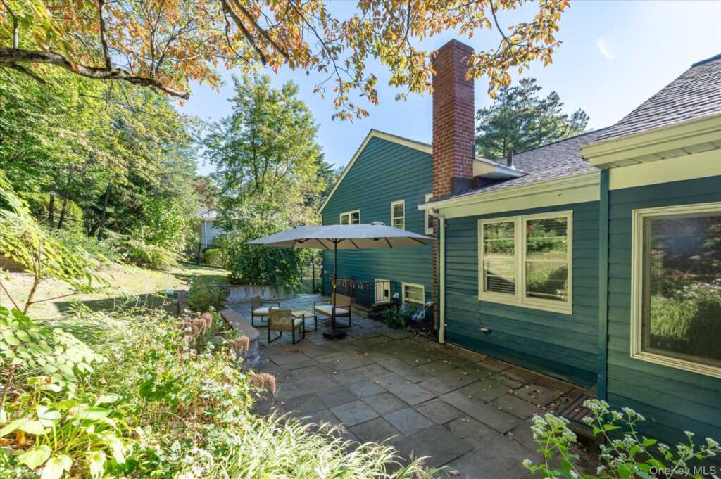 4 Pine Ridge Road, Rye, NY 10573 - Photo 37 of 41