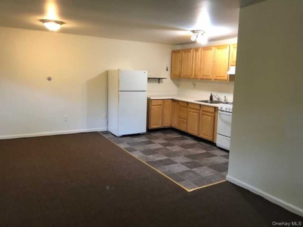 49 Congers Road, Unit #7, New City, NY 10956 - Photo 3 of 11