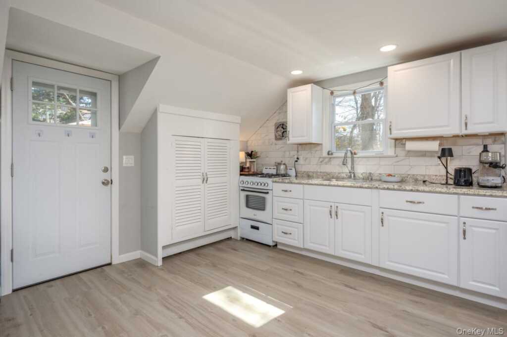 16 and 16A Brook Street, Suffern, NY 10901 - Photo 35 of 45