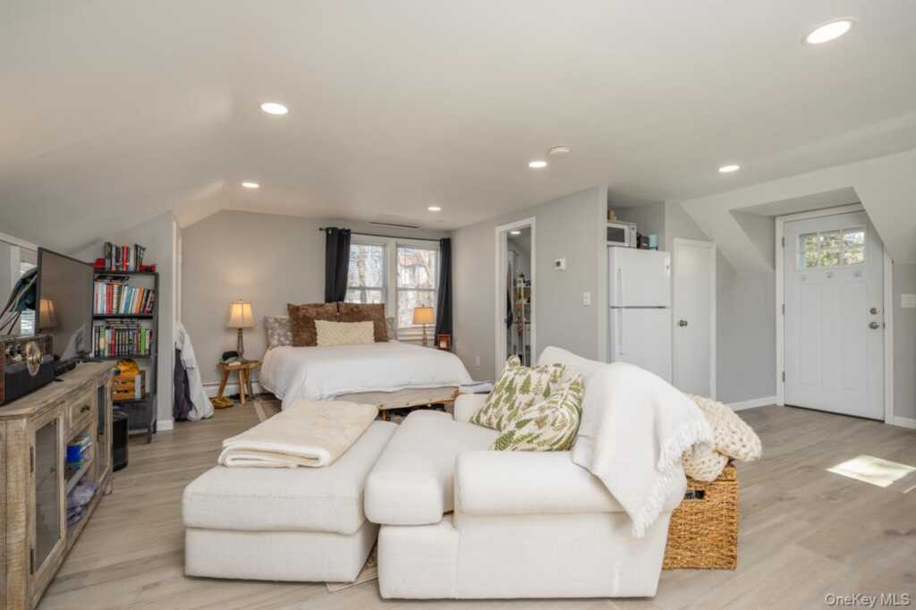 16 and 16A Brook Street, Suffern, NY 10901 - Photo 37 of 45