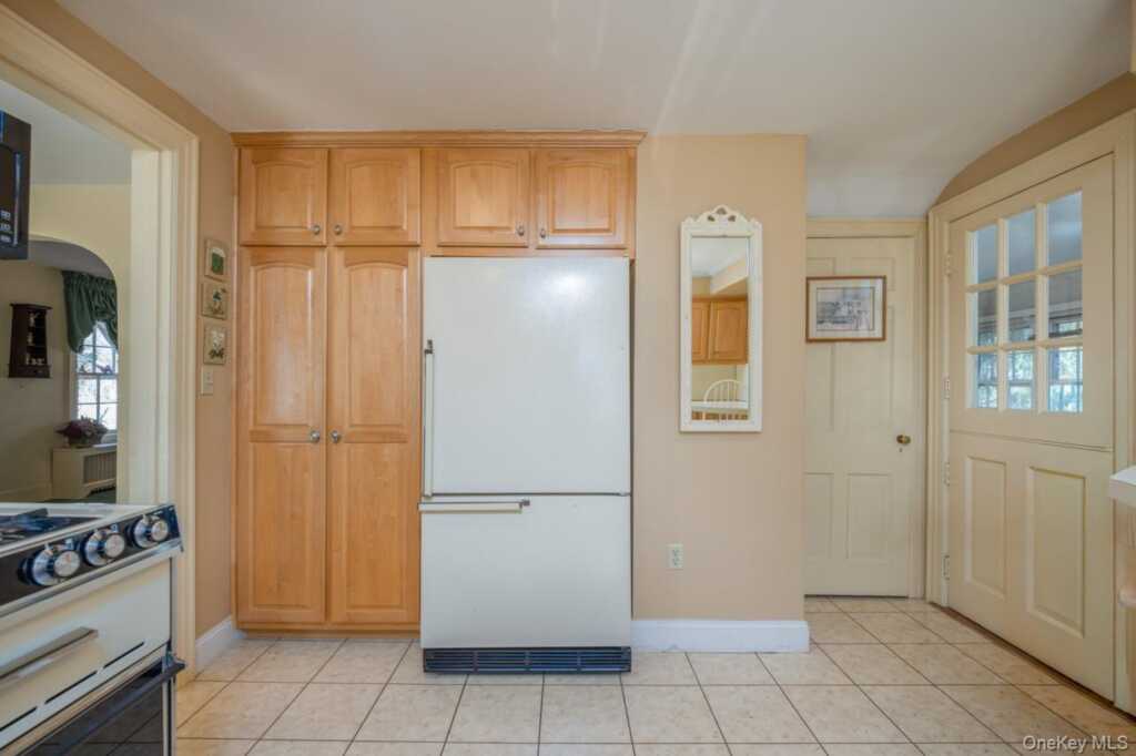 16 and 16A Brook Street, Suffern, NY 10901 - Photo 9 of 45