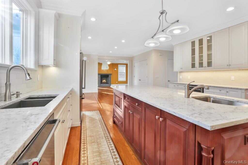 34 Renfrew Road, New City, NY 10956 - Photo 14 of 39