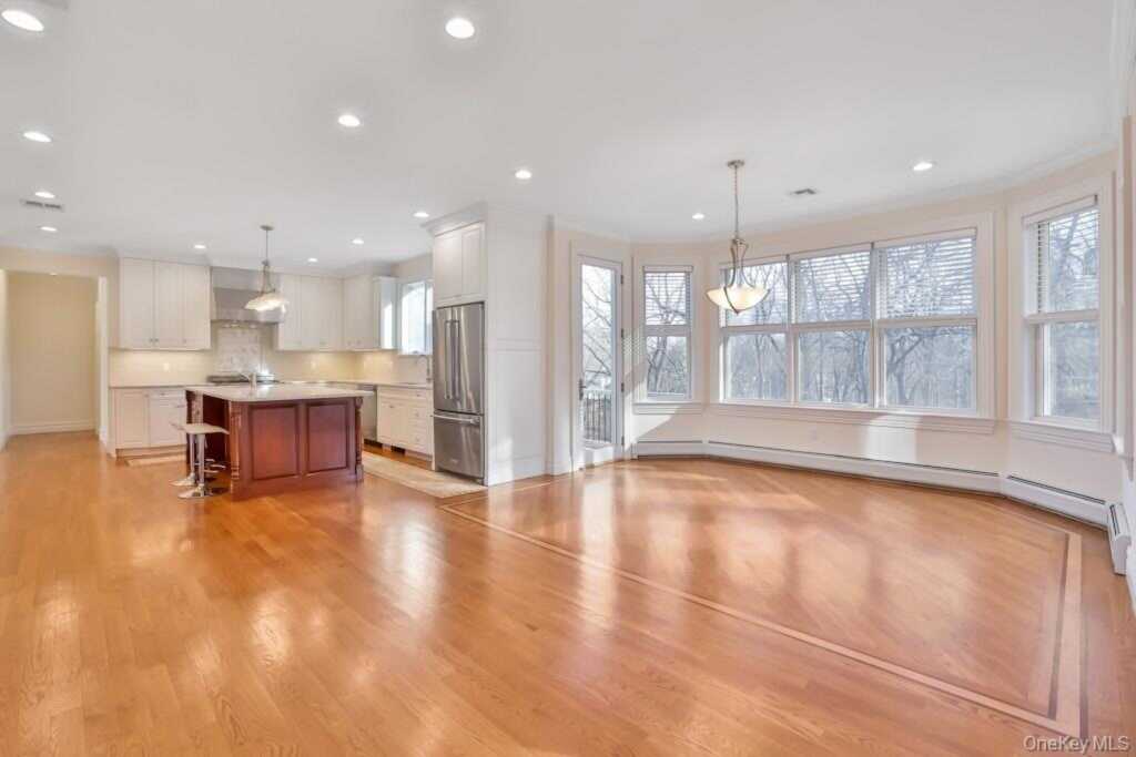 34 Renfrew Road, New City, NY 10956 - Photo 15 of 39