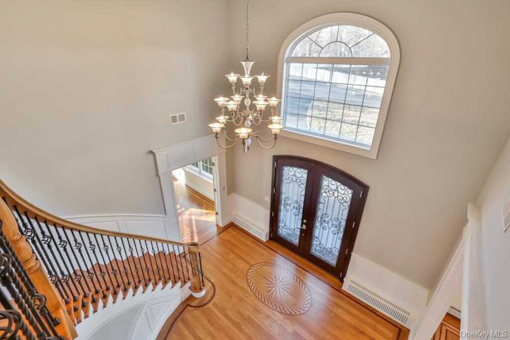 34 Renfrew Road, New City, NY 10956 - Photo 20 of 39