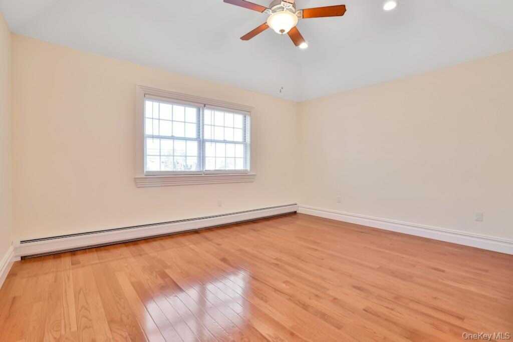 34 Renfrew Road, New City, NY 10956 - Photo 21 of 39