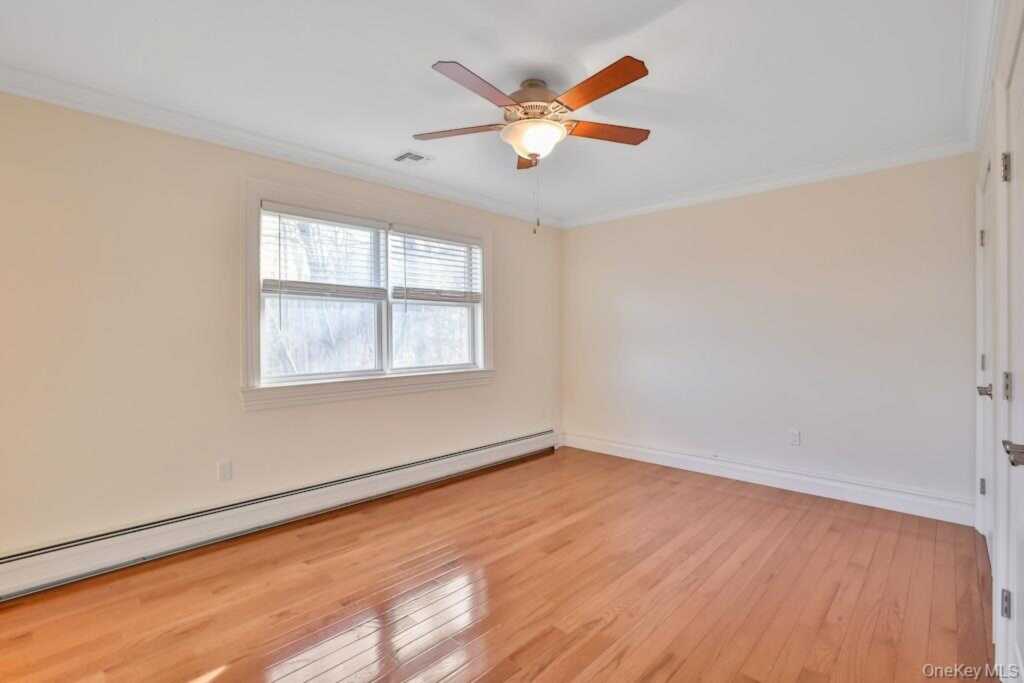 34 Renfrew Road, New City, NY 10956 - Photo 23 of 39