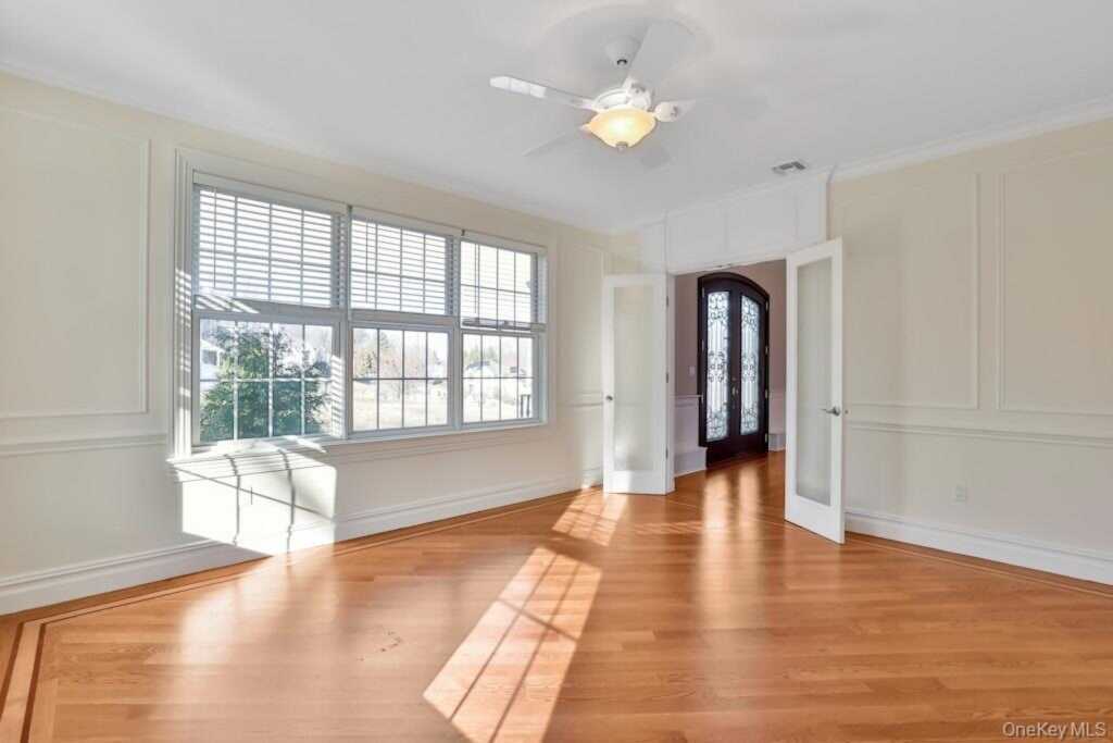 34 Renfrew Road, New City, NY 10956 - Photo 9 of 39