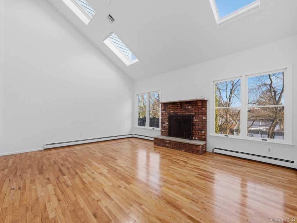 157 N Franklin Street, Nyack, NY 10960 - Photo 15 of 48