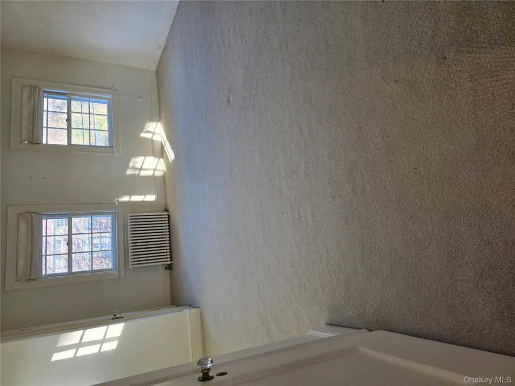 16 Bon Air Avenue, New Rochelle, NY 10804 - Photo 26 of 42