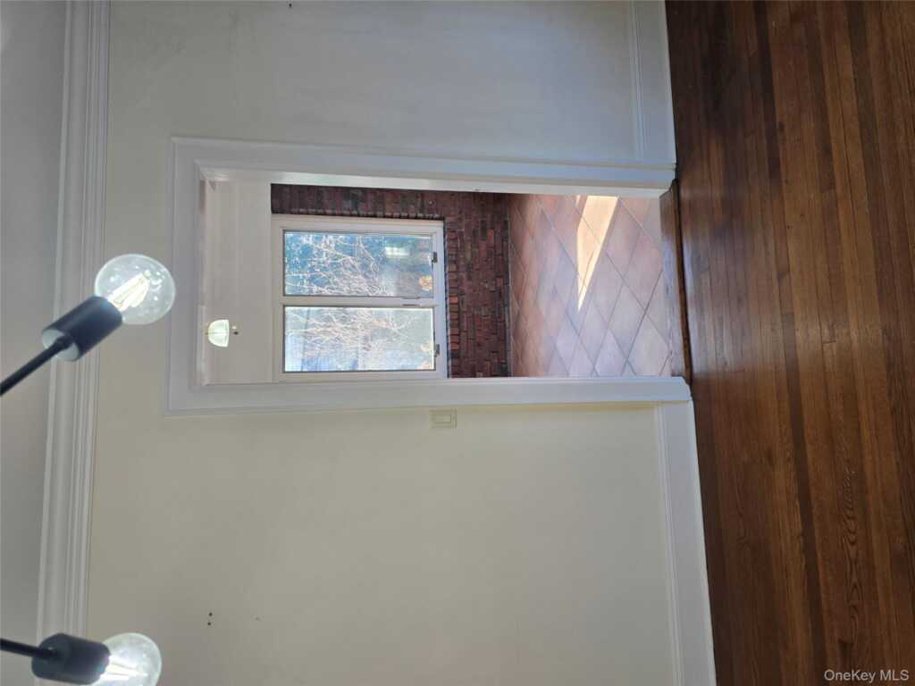 16 Bon Air Avenue, New Rochelle, NY 10804 - Photo 36 of 42