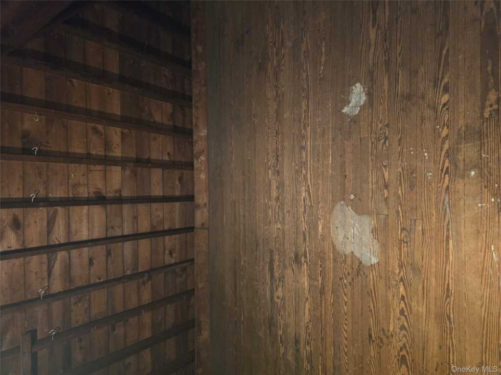 16 Bon Air Avenue, New Rochelle, NY 10804 - Photo 38 of 42