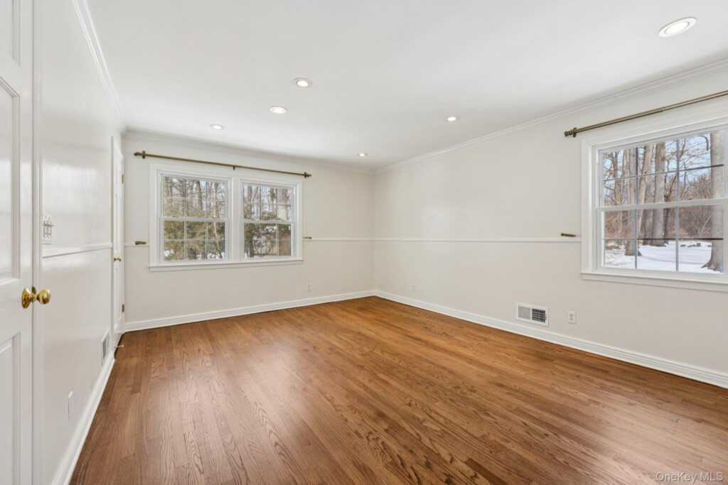 11 Meadowlark Road, Rye, NY 10573 - Photo 15 of 34