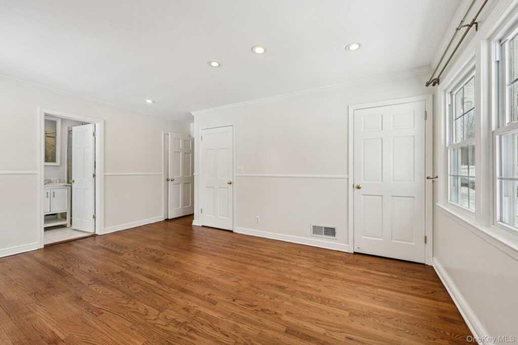 11 Meadowlark Road, Rye, NY 10573 - Photo 16 of 34