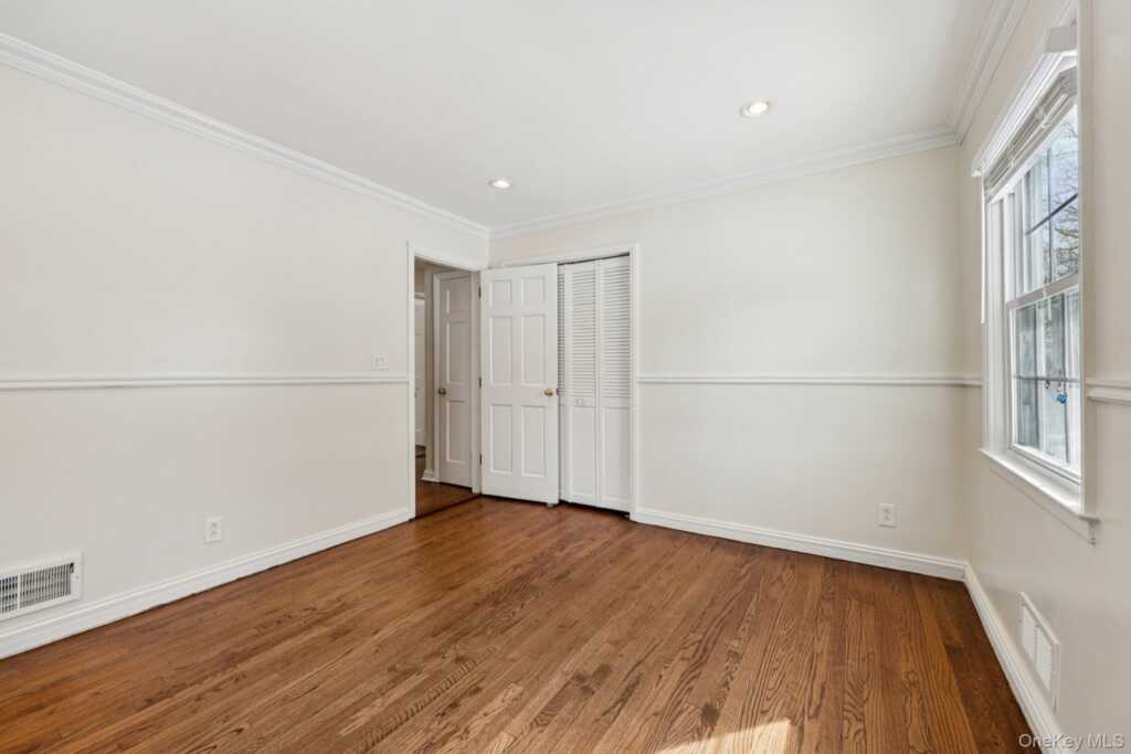 11 Meadowlark Road, Rye, NY 10573 - Photo 21 of 34