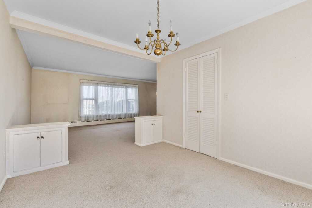 321 Locust Avenue, Rye, NY 10580 - Photo 21 of 46