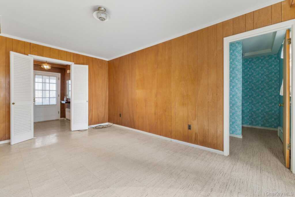 321 Locust Avenue, Rye, NY 10580 - Photo 26 of 46