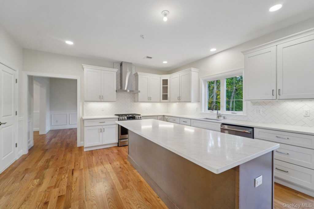 255 Congers Road, New City, NY 10956 - Photo 10 of 50