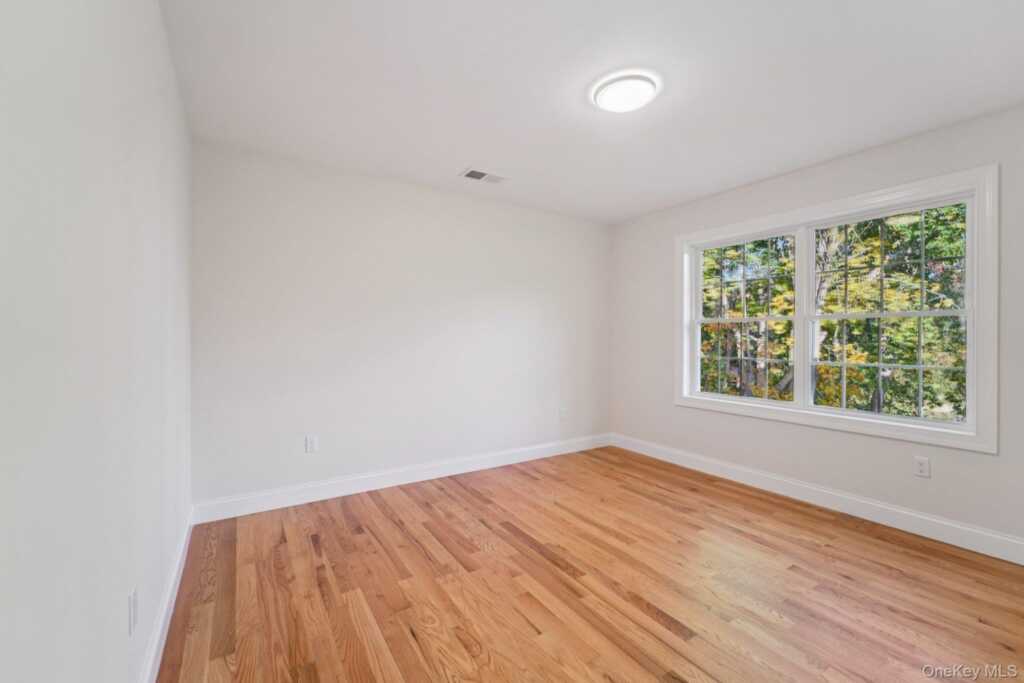 255 Congers Road, New City, NY 10956 - Photo 34 of 50