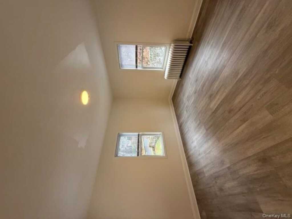 3 Terrace Avenue, White Plains, NY 10603 - Photo 10 of 17