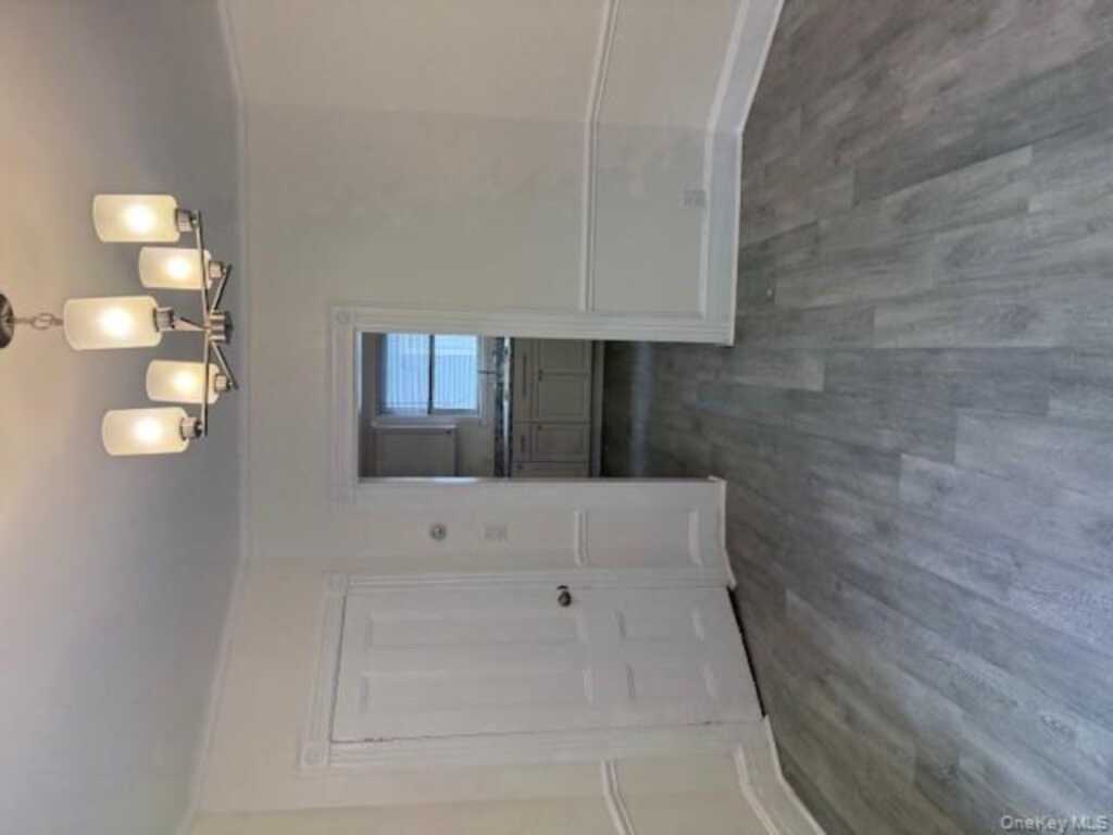 3 Terrace Avenue, White Plains, NY 10603 - Photo 4 of 17