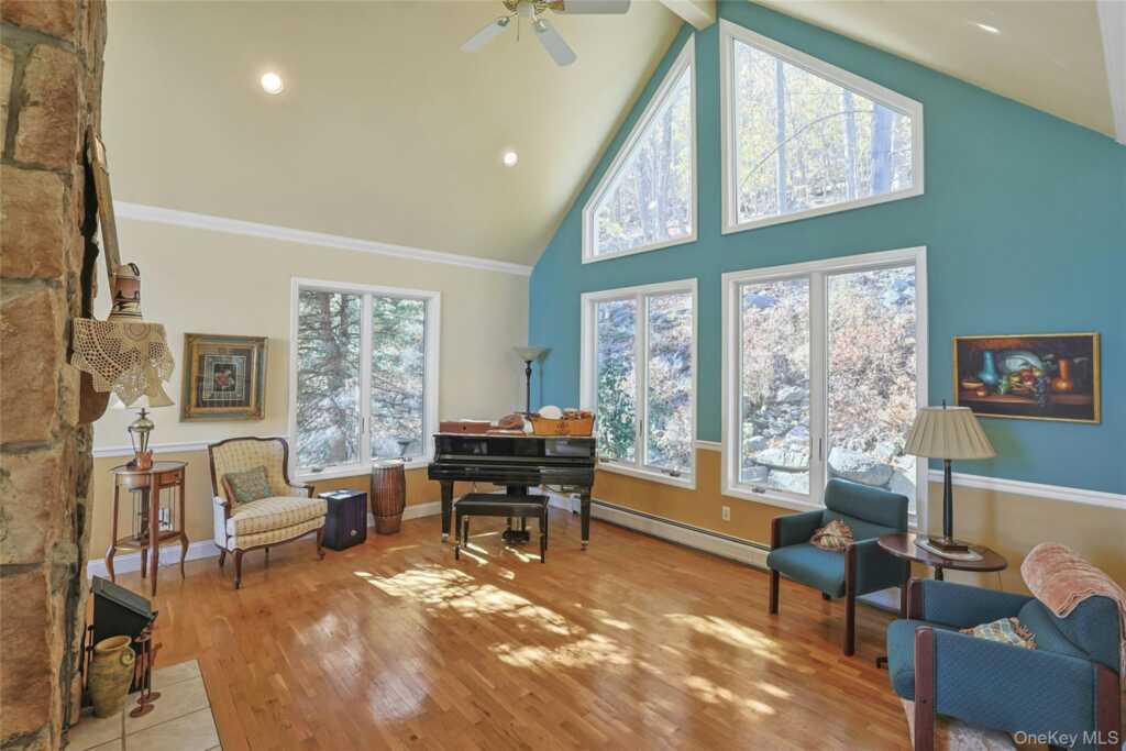 235 S Boulevard, Nyack, NY 10960 - Photo 10 of 43